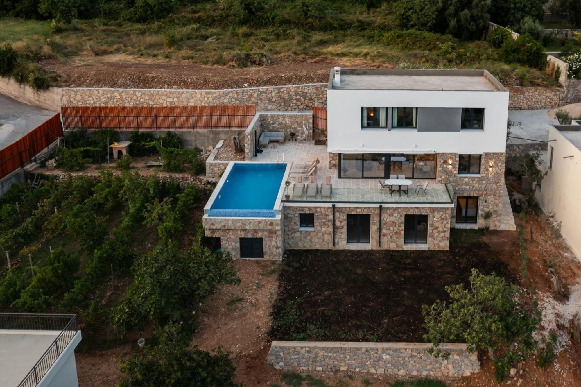 Mare Villa Petrovac na moru
